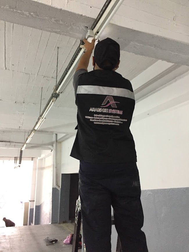 Technicien installation électrique